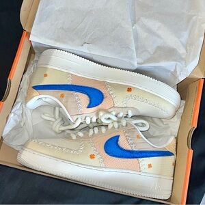 Nike Air Force 1 Low '07
40th Anniversary Edition LA Flea (Women's) SIZE 10.5